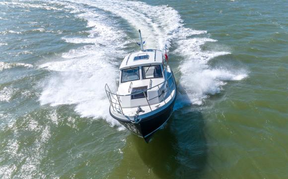 Orkney Boats Pilothouse 25