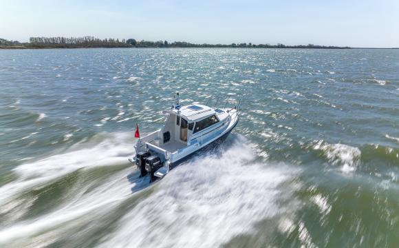 Orkney Boats Pilothouse 25