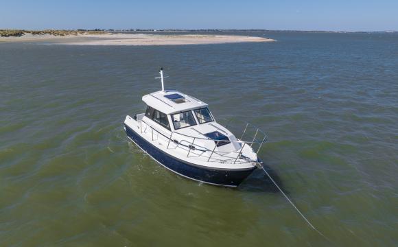 Orkney Boats Pilothouse 25