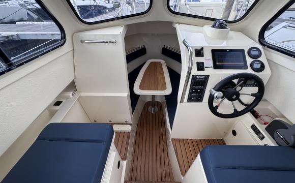 Pilothouse 20 